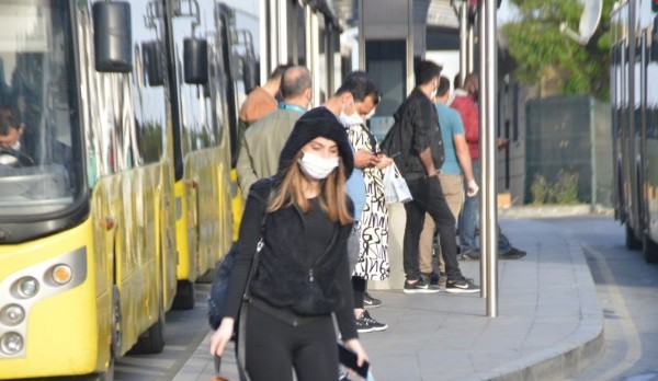 İşte 4 günlük kısıtlama sonrası İstanbul'da bu sabah!
